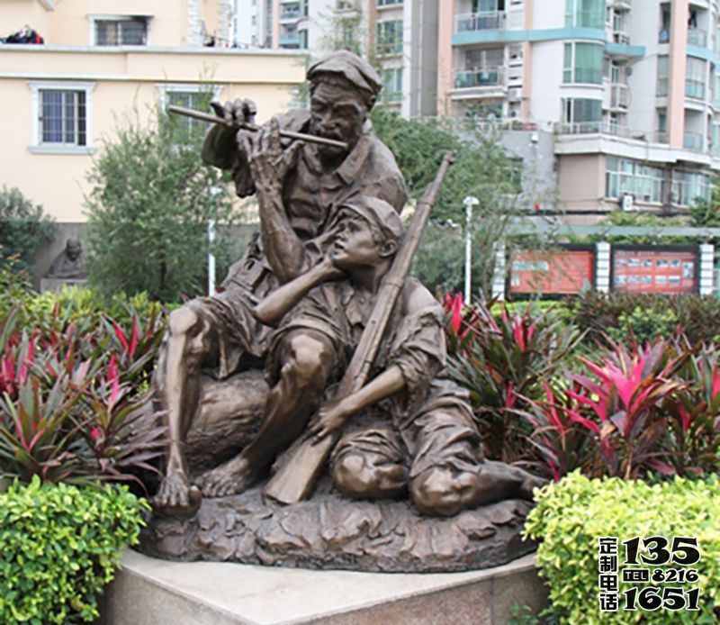 校園景區(qū)玻璃鋼仿銅人物景觀(guān)八路軍雕塑 校園景區(qū)玻璃鋼仿銅人物景觀(guān)八路軍雕塑